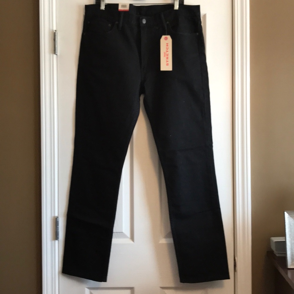 NWT Levi black jeans